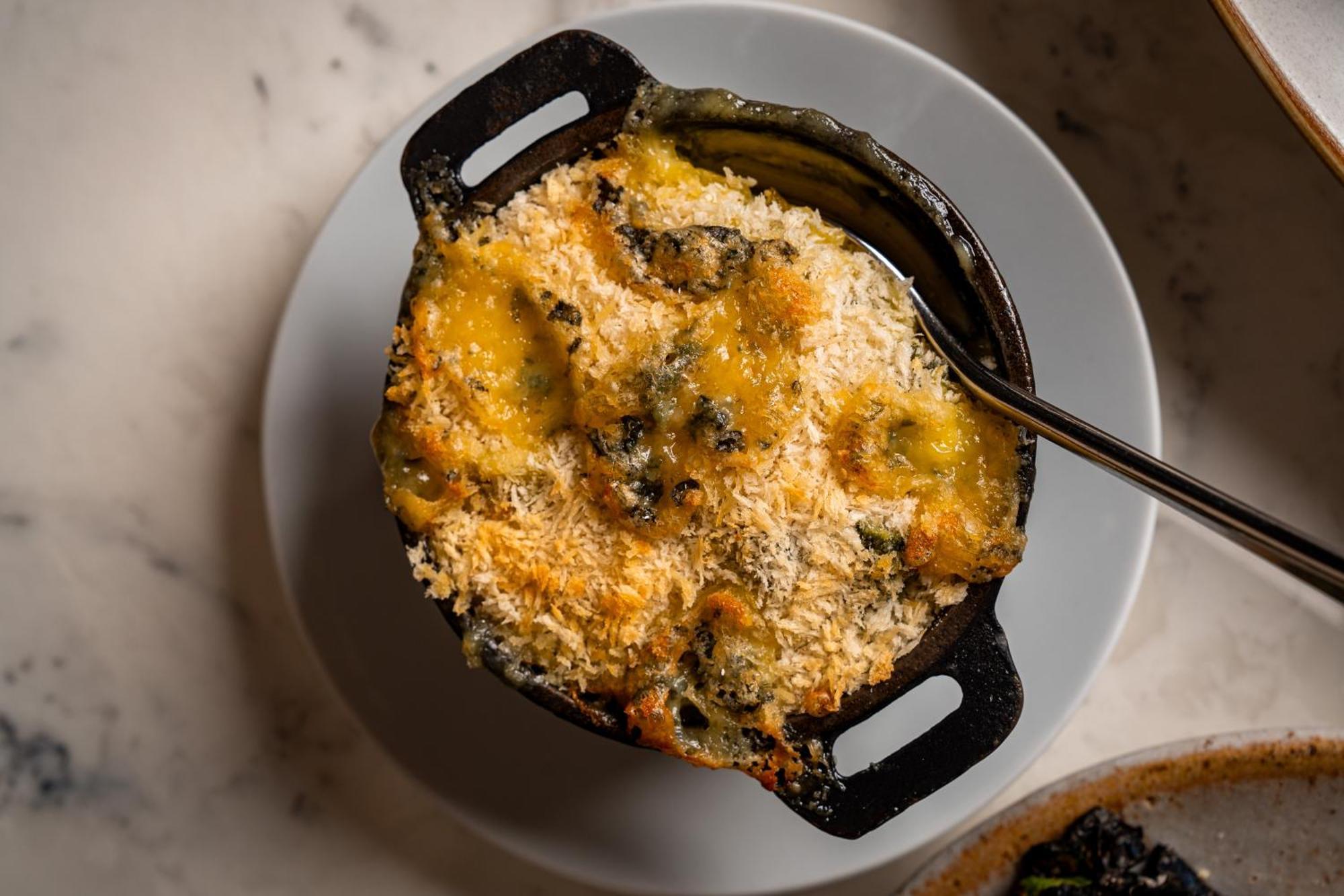 Lanelay Hall Hotel & Spa Хенсол Екстериор снимка A bowl of crab and corn casserole